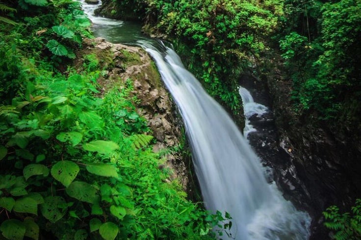 image_waterfall-encantada
